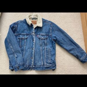 Levi’s ex-boyfriend Sherpa trucker - size L